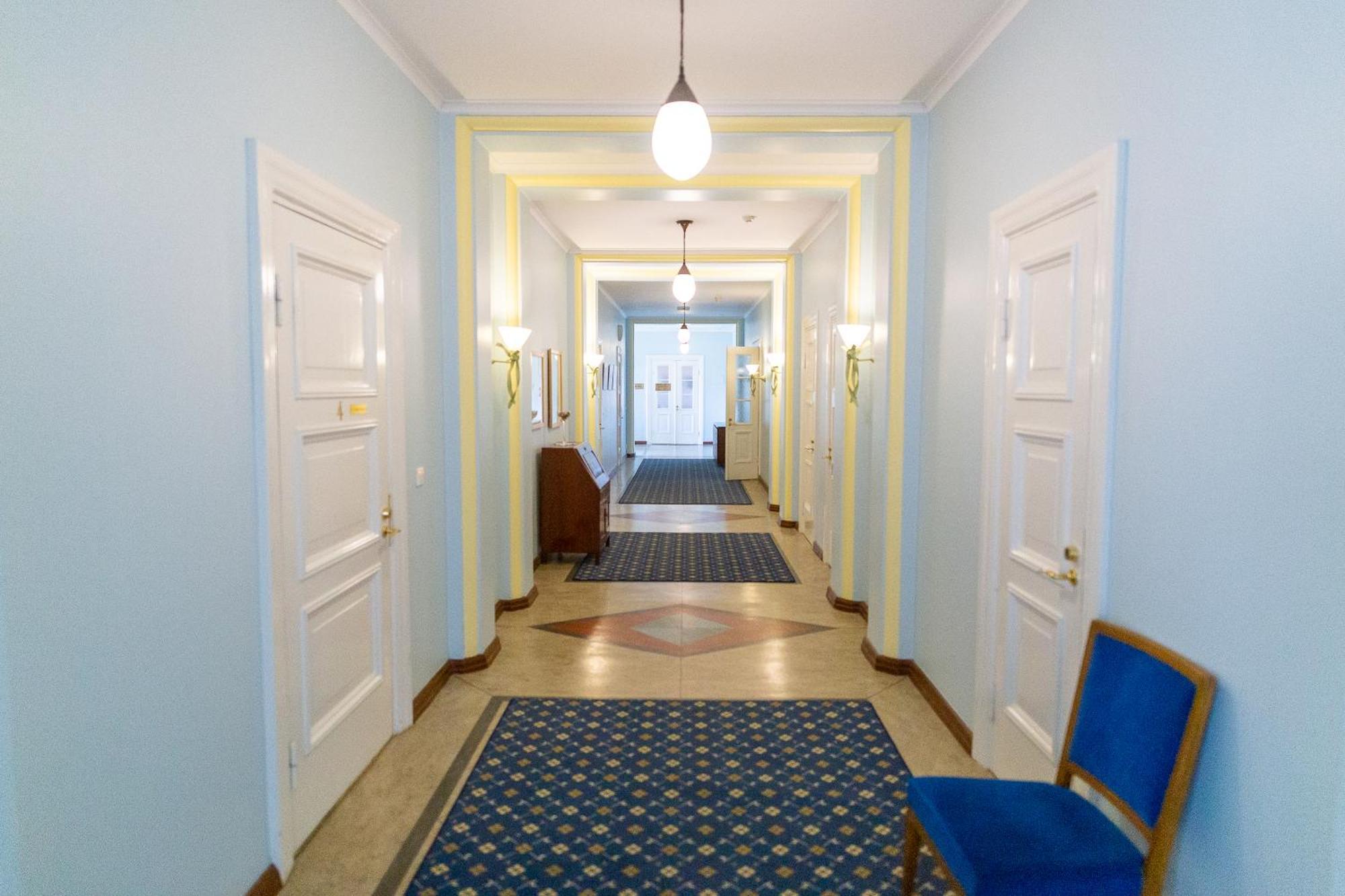 Hotelli-Ravintola Maentaen Klubi Mänttä Exteriör bild